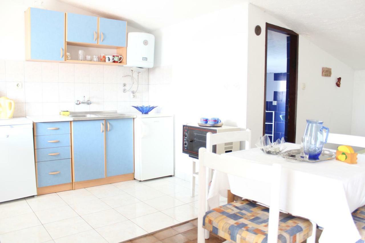Tribunj Apartmani Exterior foto